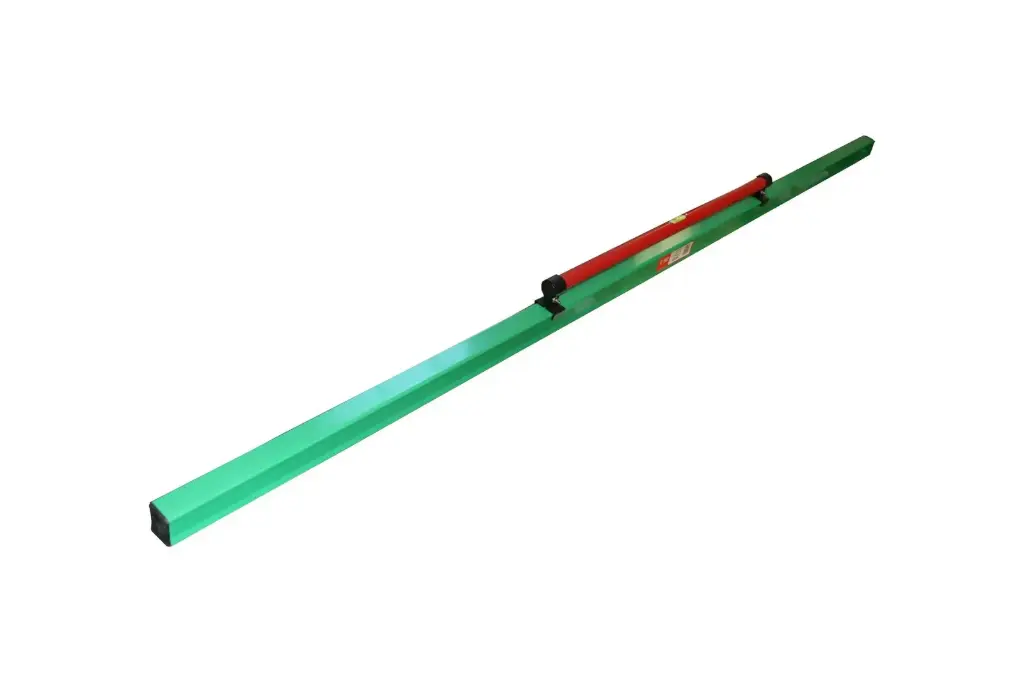 [C24] MasterFinish SCREED CLAMPED HANDLE 2400mm