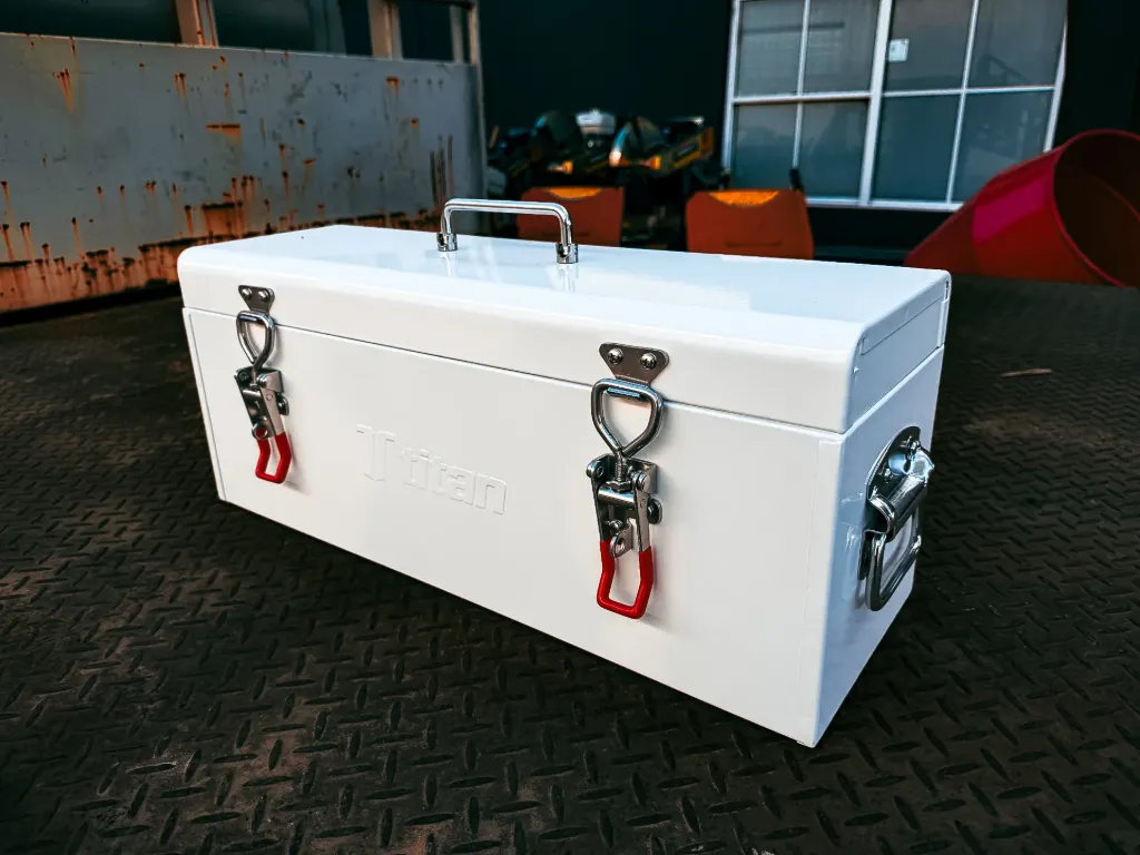 TITAN HEAVY DUTY TOOL BOX